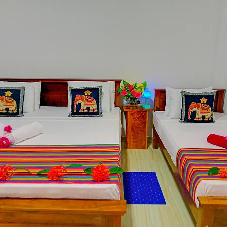 Gimhana Homestay Sigiriya Buitenkant foto